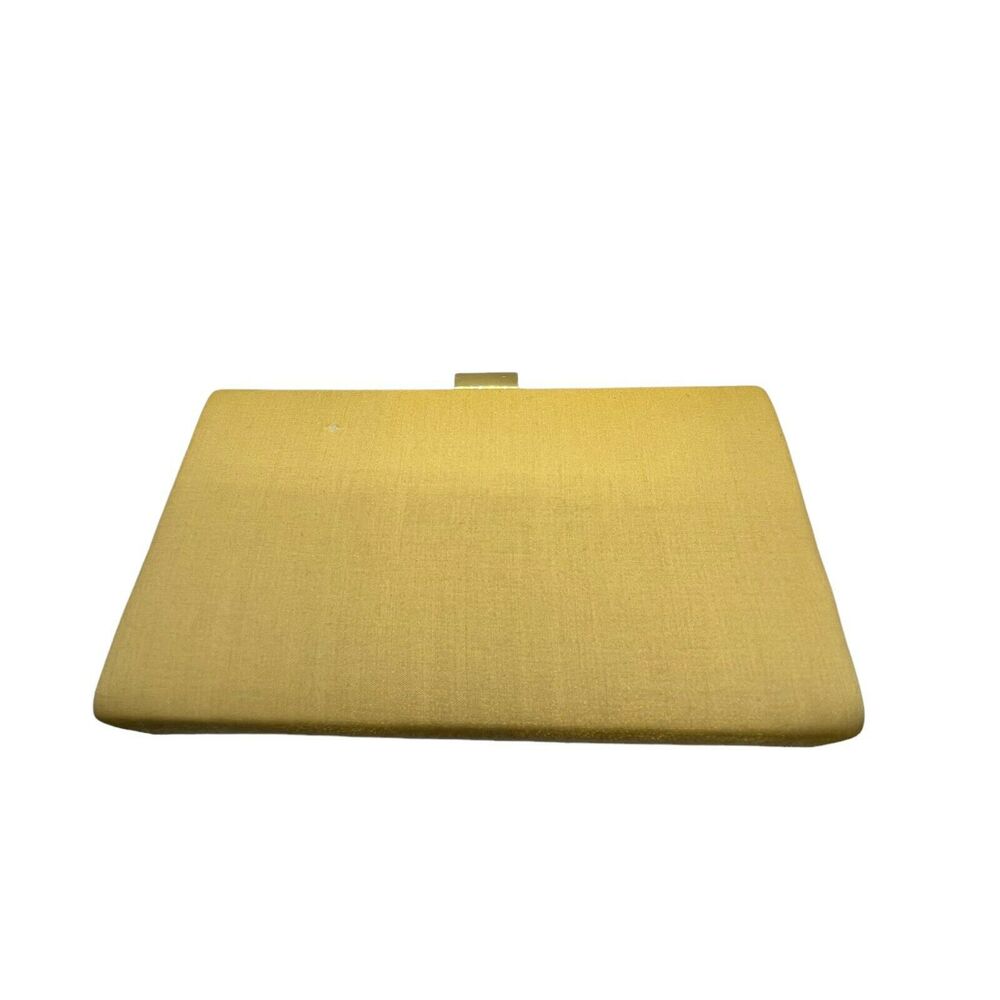 Vintage Nordstrom Womens Gold Silk Inner Pocket Crossbody Chain Clutch Bag